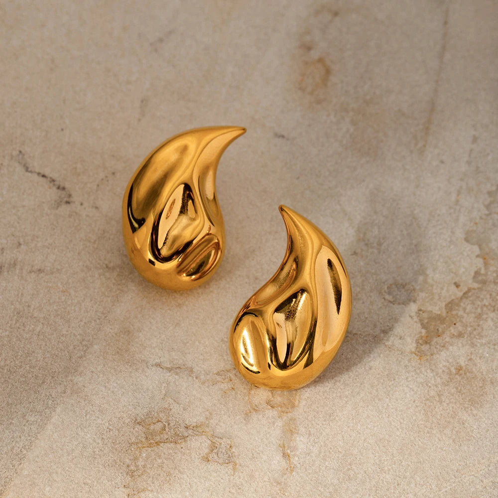 Tia Teardrop Stud Earrings